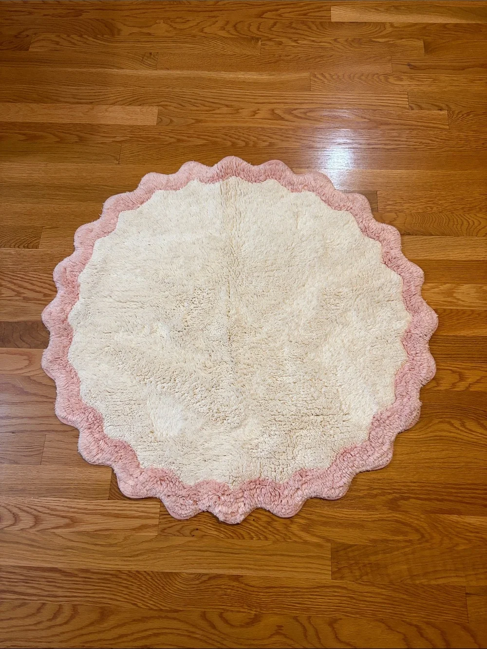 Anthropologie Scalloped Cotton Bath Mat NWT